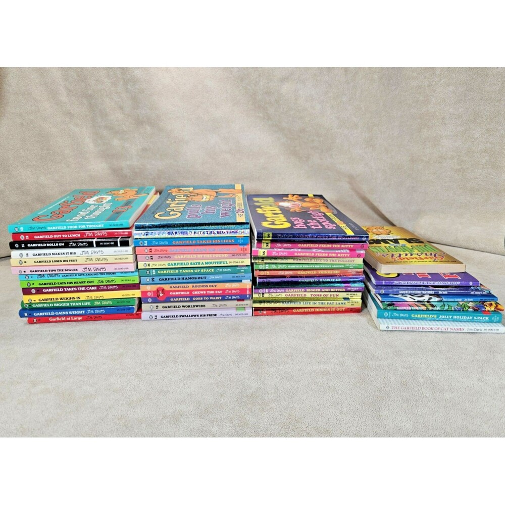 Garfield Lot of  Books Jim Davis Comics 1 - 36 + 8 Bonus Books **READ**